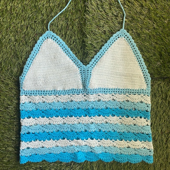 Crotchet Halter Top - Picture 1 of 15